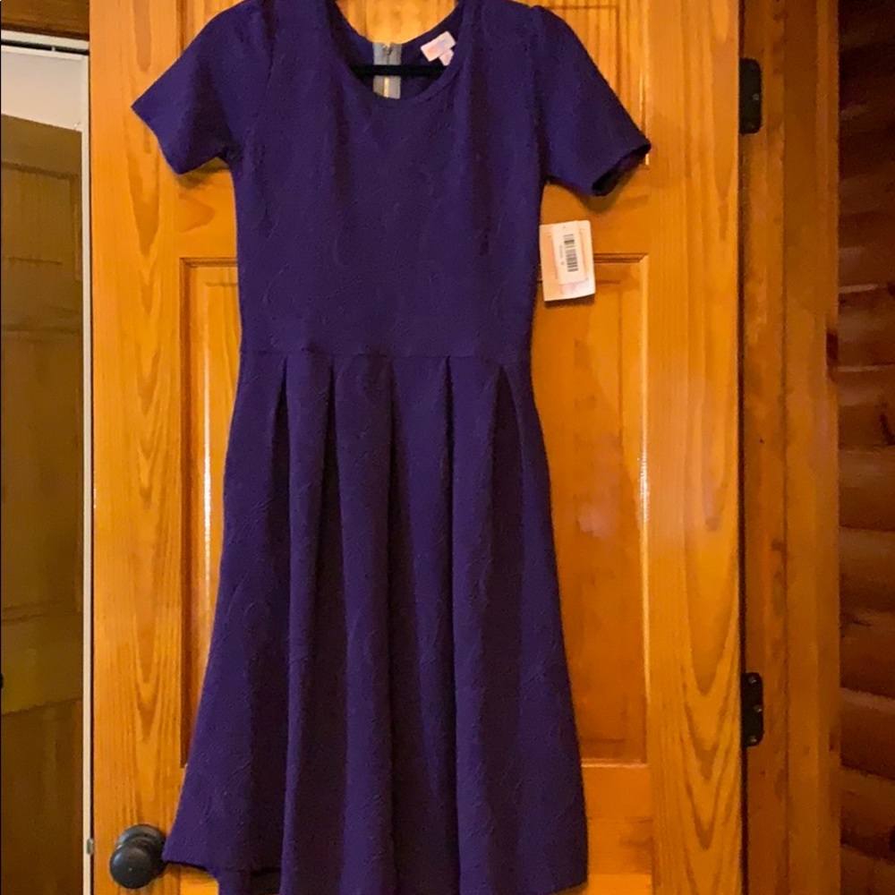 NWT LuLaRoe Amelia M